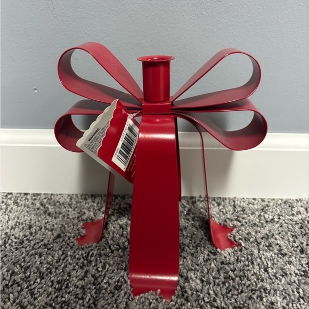 Ashland Berry Jolly Red Candle Holder